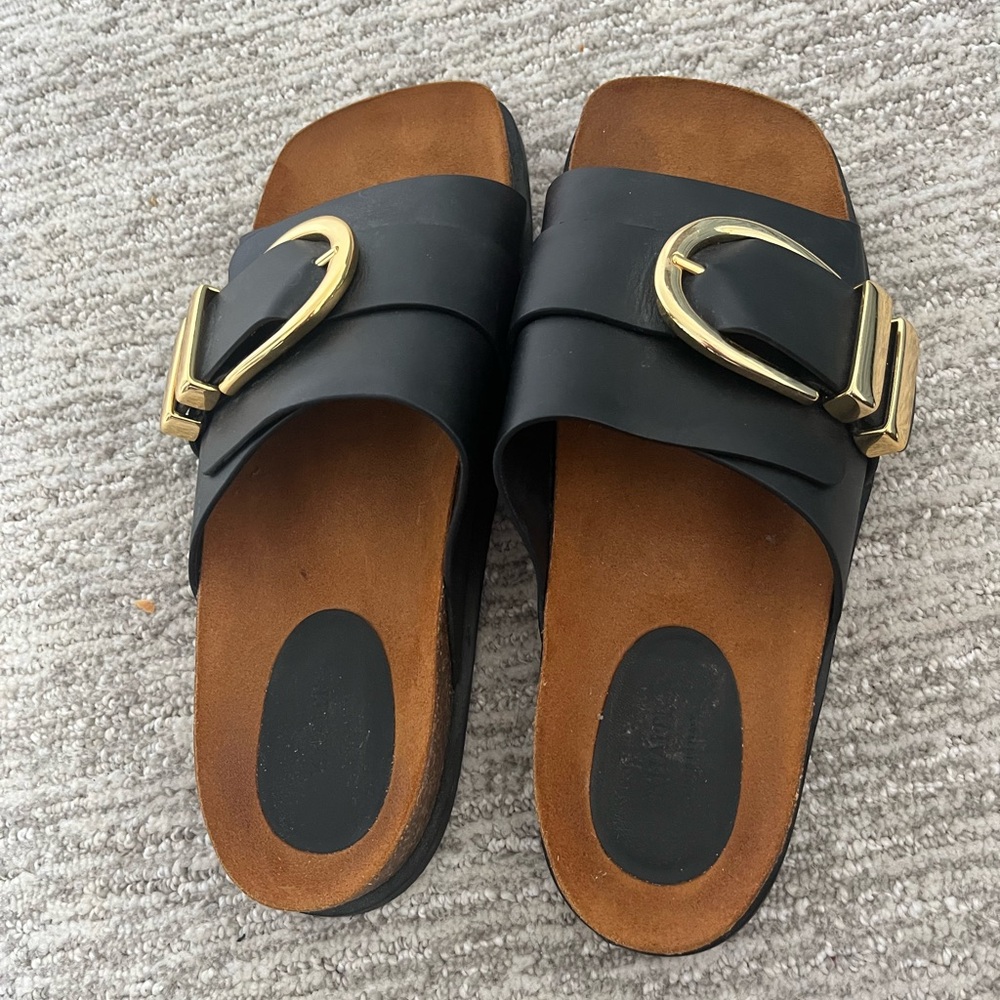 KHAITE like new Thompson Sandals